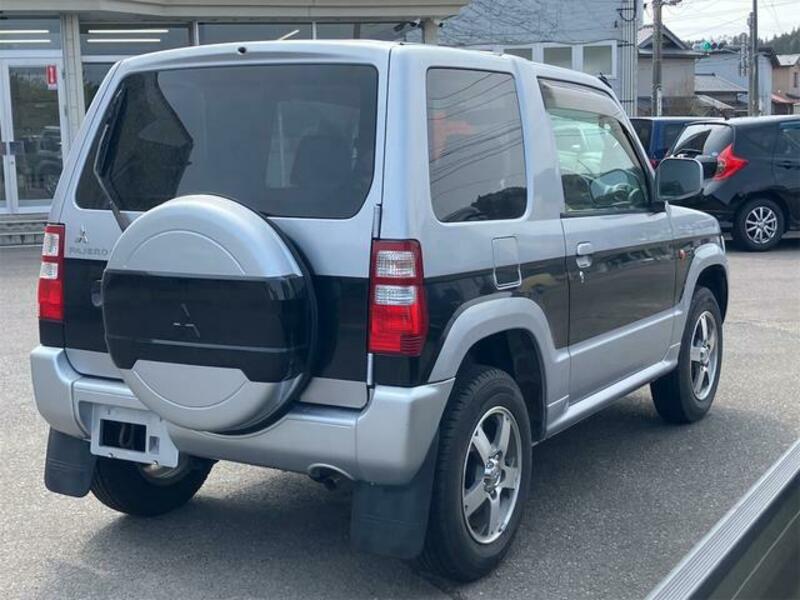 PAJERO MINI
