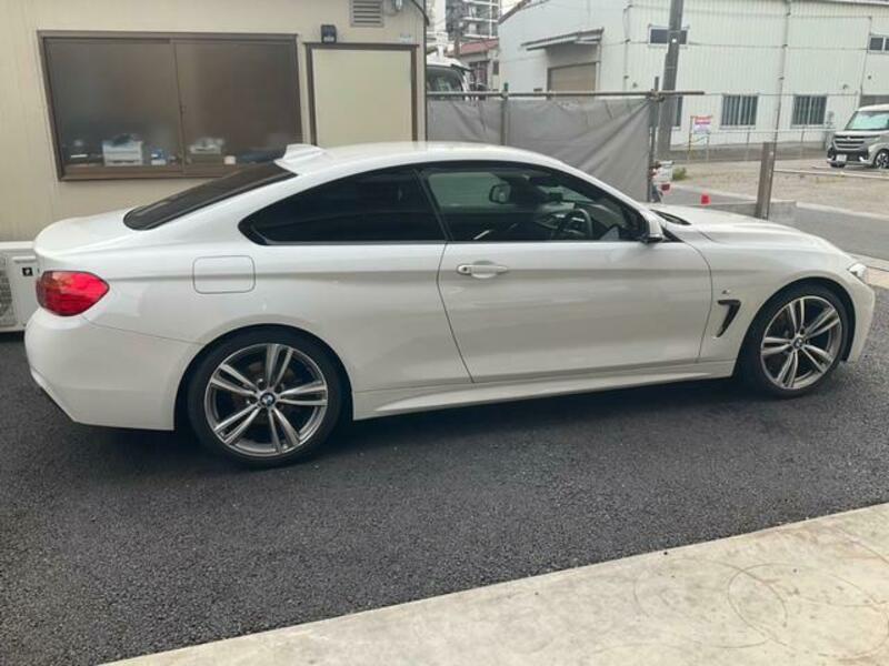 4 SERIES