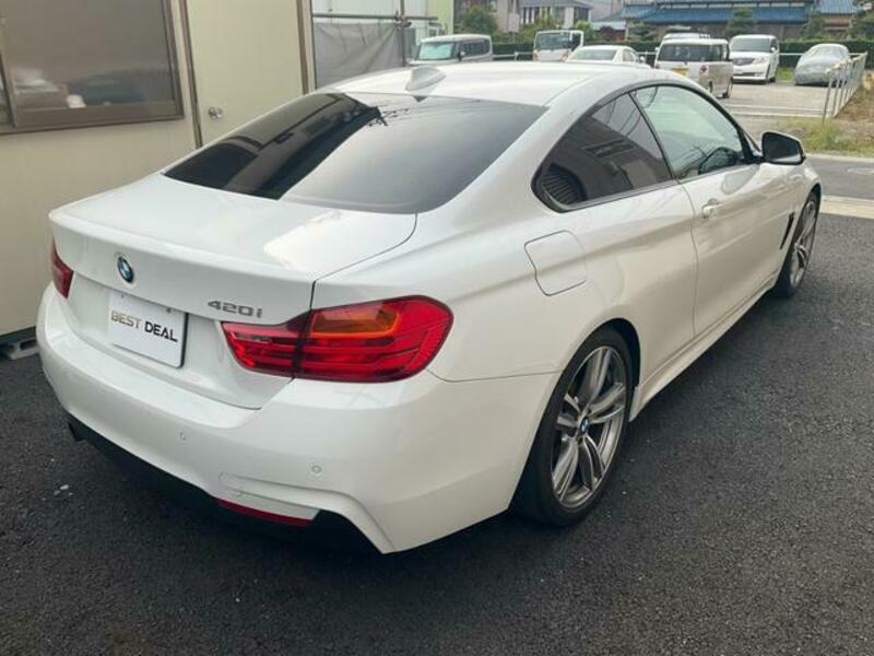 4 SERIES