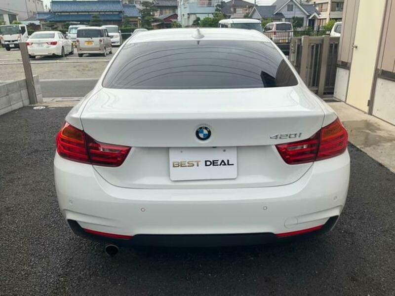 4 SERIES
