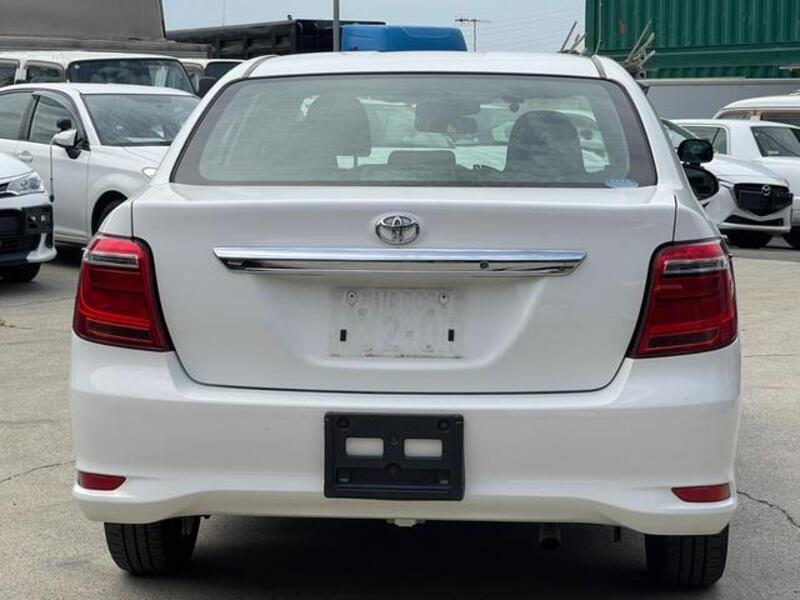 COROLLA AXIO