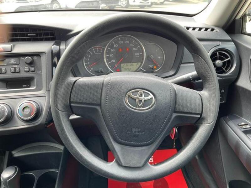 COROLLA AXIO