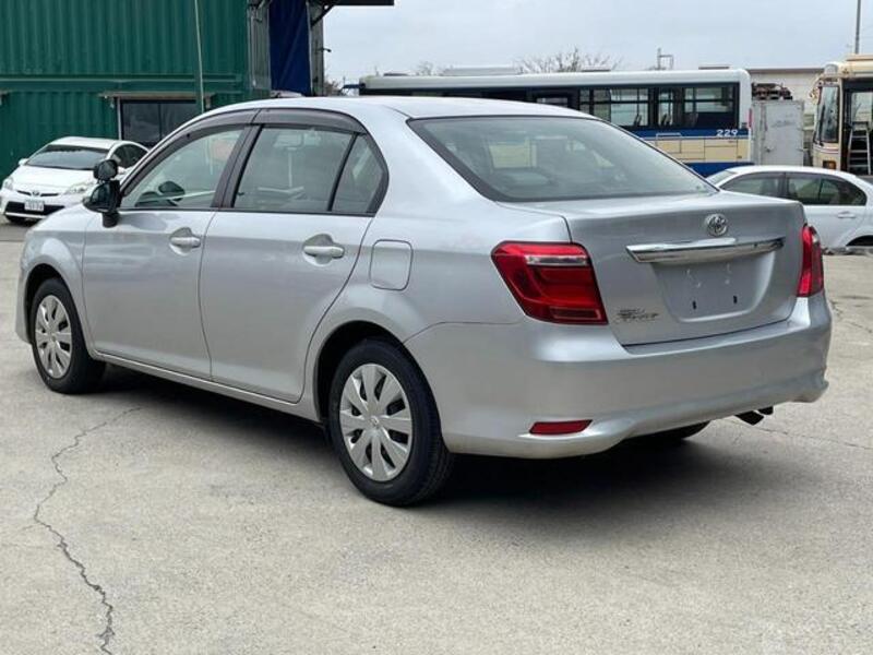 COROLLA AXIO