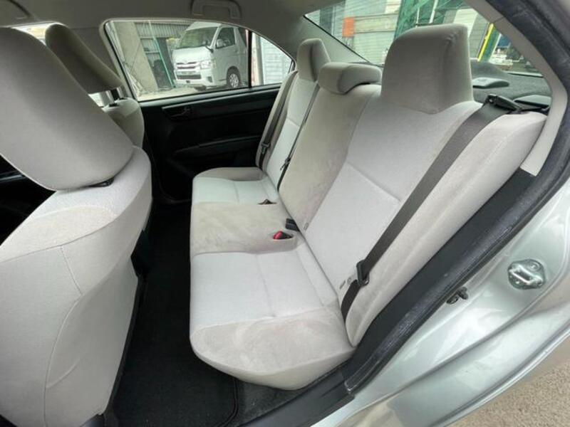 COROLLA AXIO