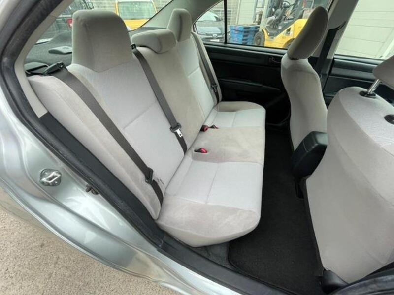 COROLLA AXIO