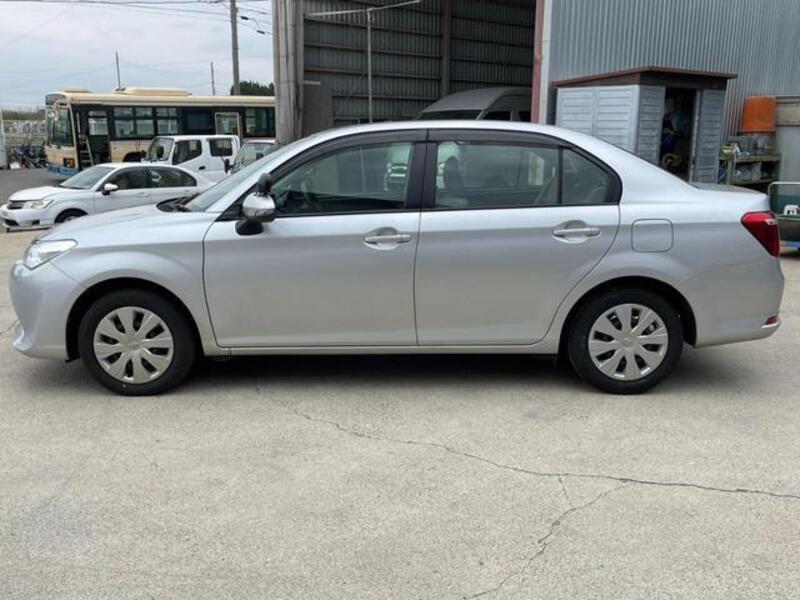 COROLLA AXIO