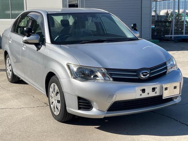 COROLLA AXIO
