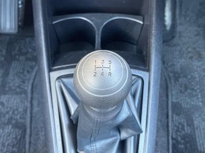 COROLLA AXIO