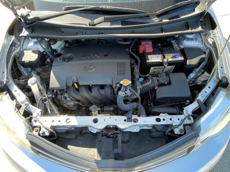 COROLLA AXIO