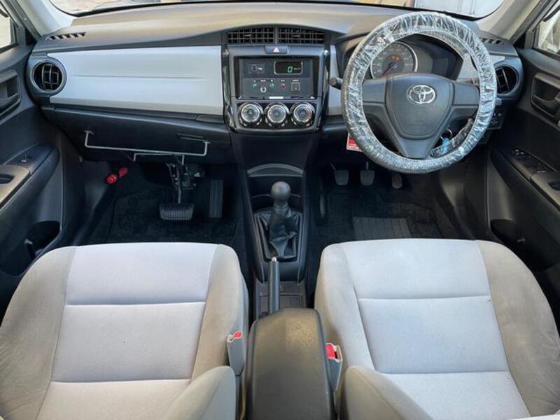COROLLA AXIO