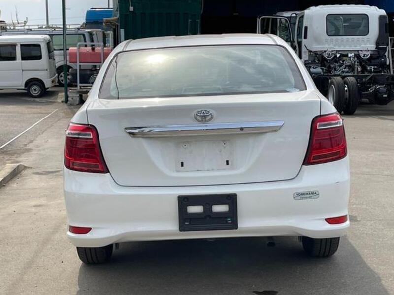 COROLLA AXIO
