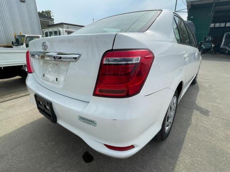 COROLLA AXIO