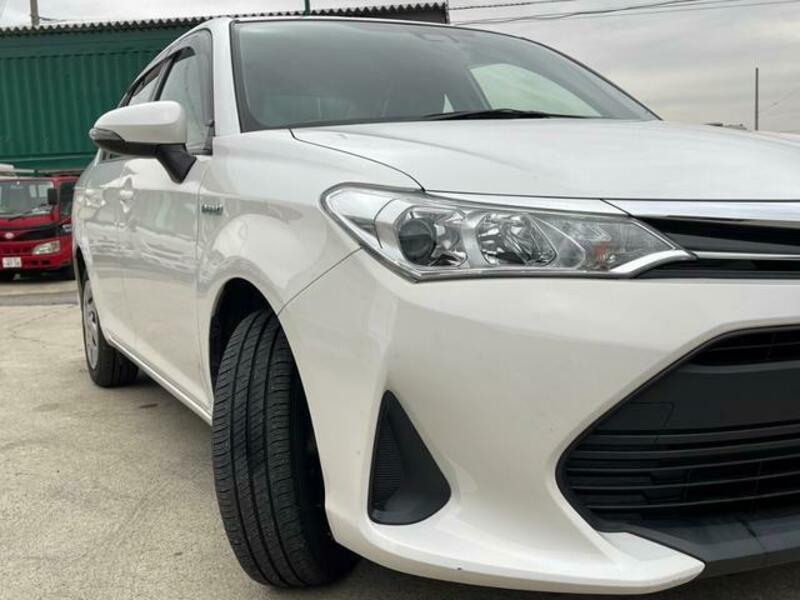 COROLLA AXIO