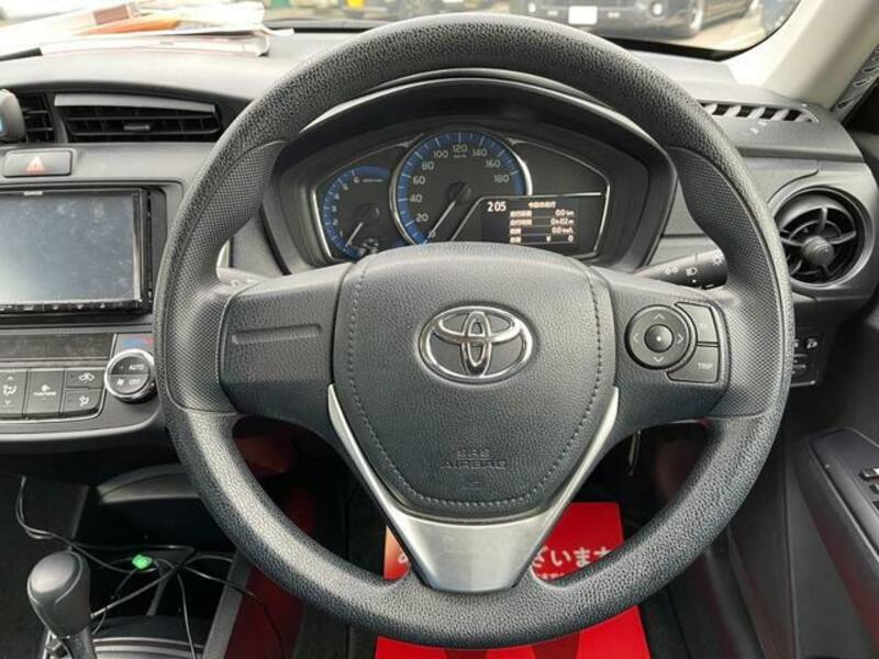 COROLLA AXIO