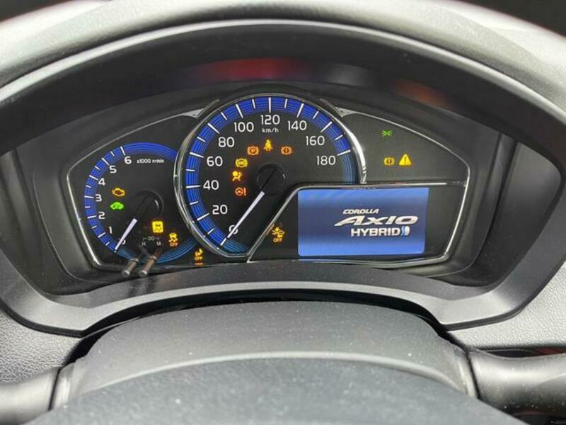 COROLLA AXIO