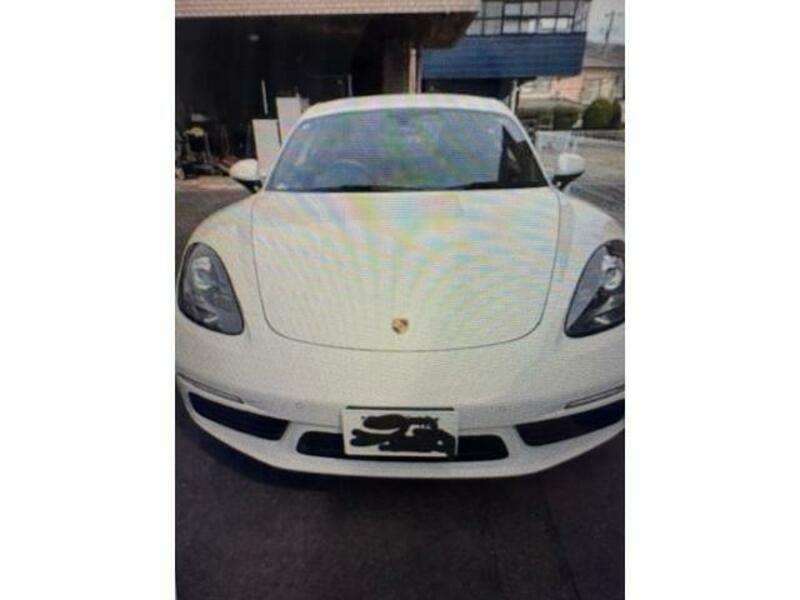 PORSCHE 718 CAYMAN
