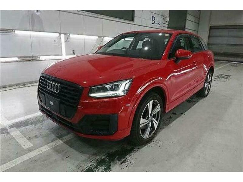AUDI Q2