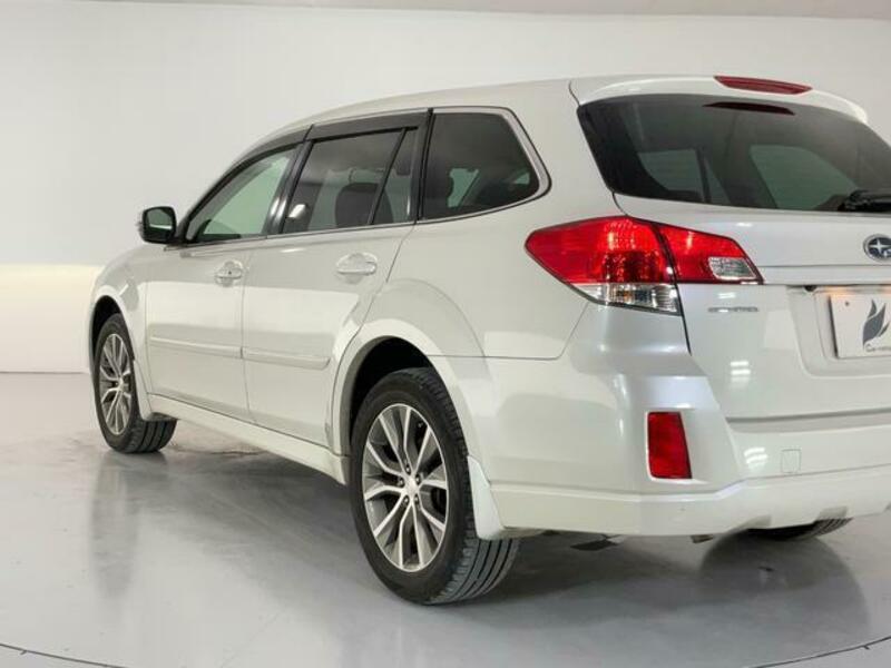 LEGACY OUTBACK