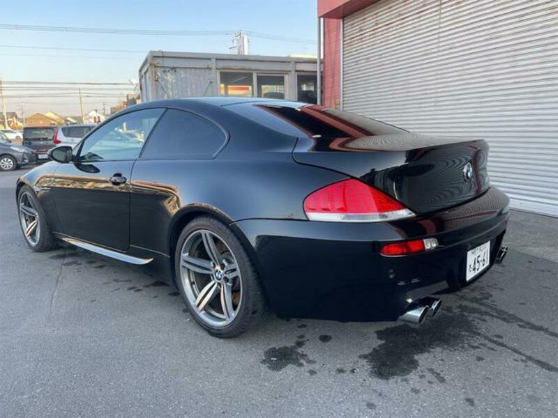 M6