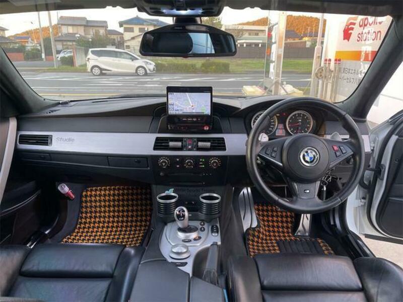 M5