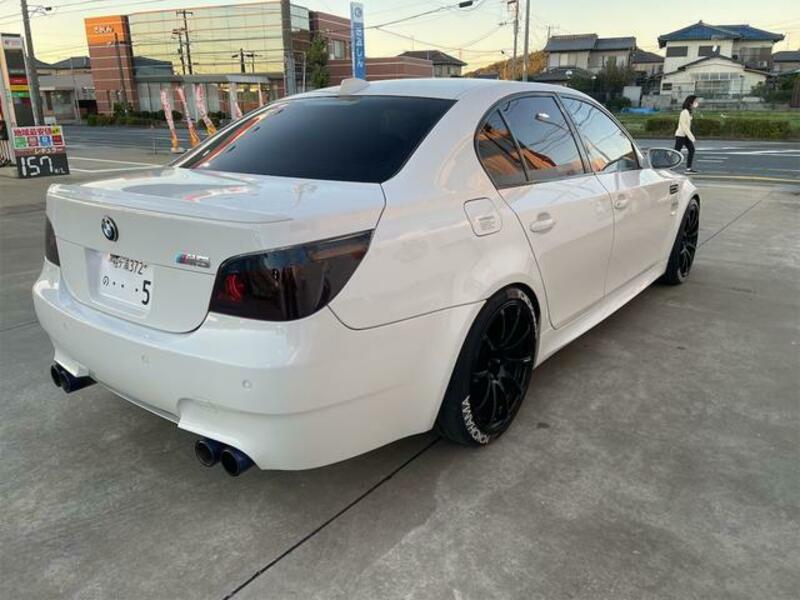 M5