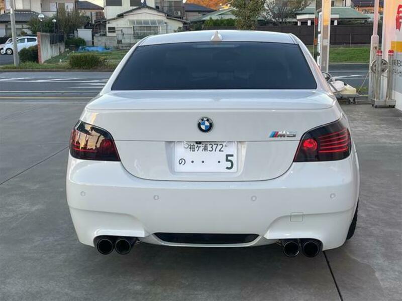 M5