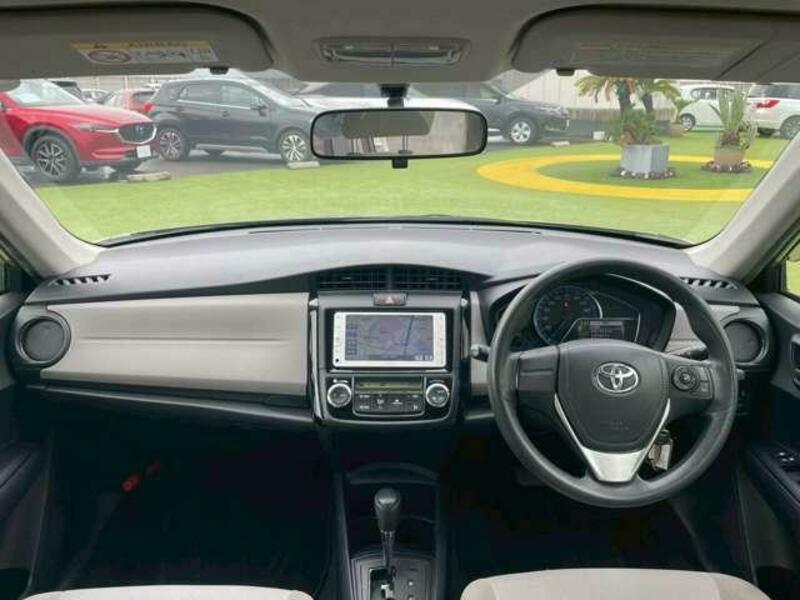 COROLLA AXIO