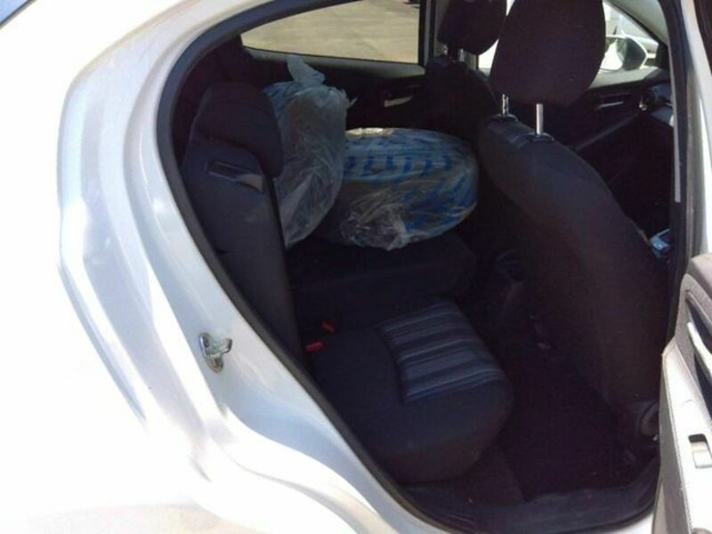 MAZDA2