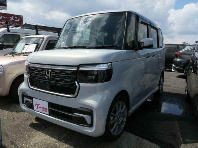 N BOX CUSTOM