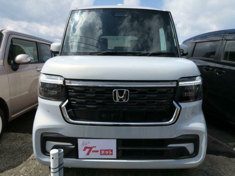 N BOX CUSTOM