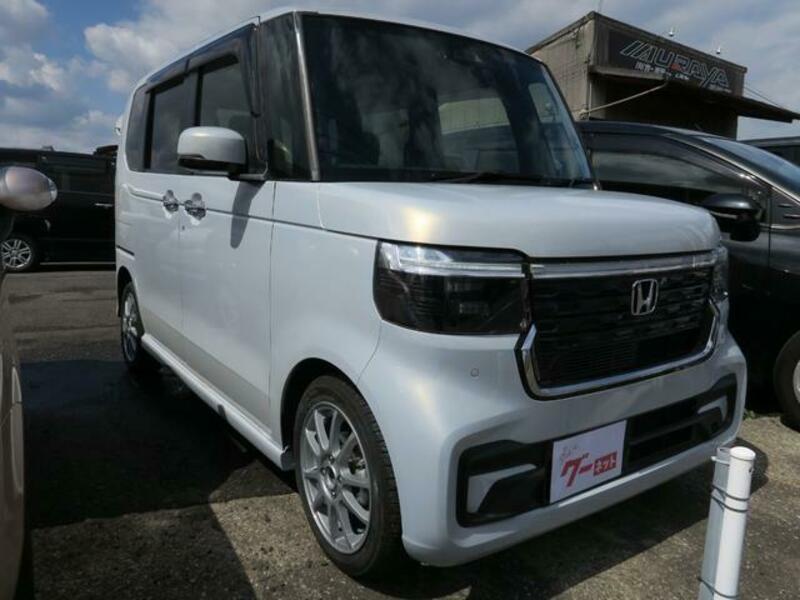 N BOX CUSTOM