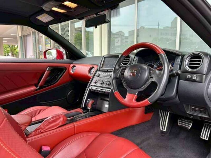 GT-R