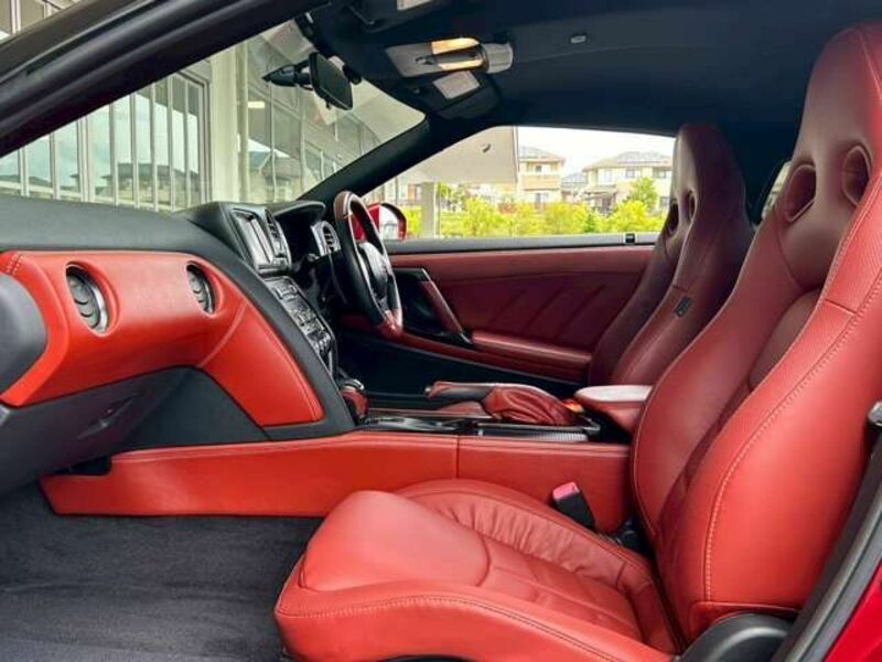 GT-R