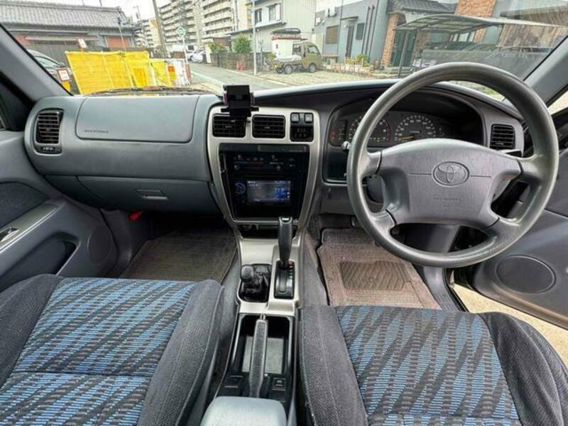 HILUX SURF