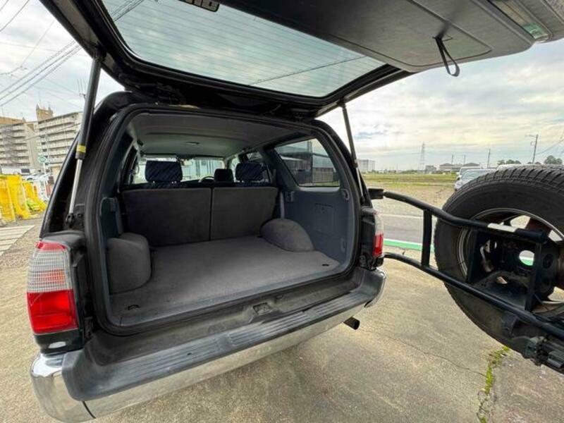 HILUX SURF