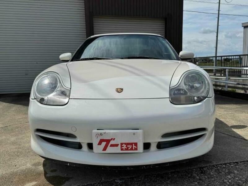 911