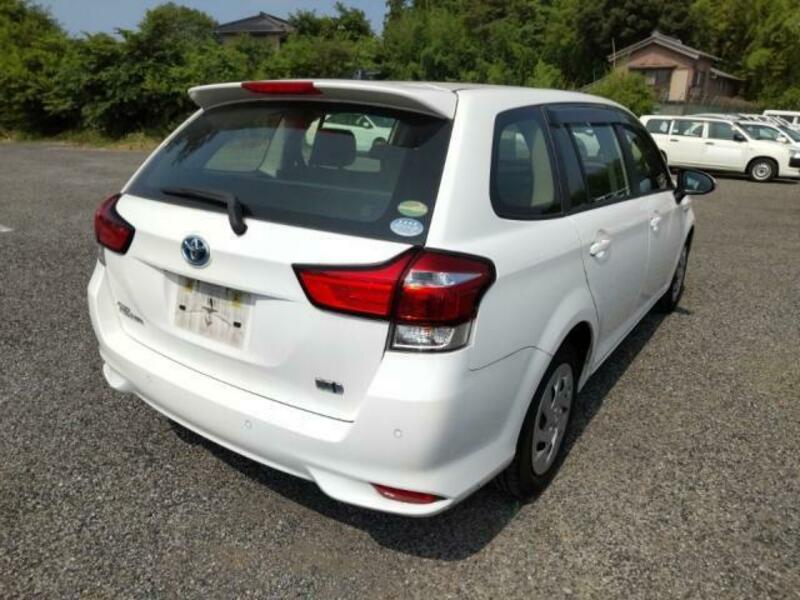 COROLLA FIELDER
