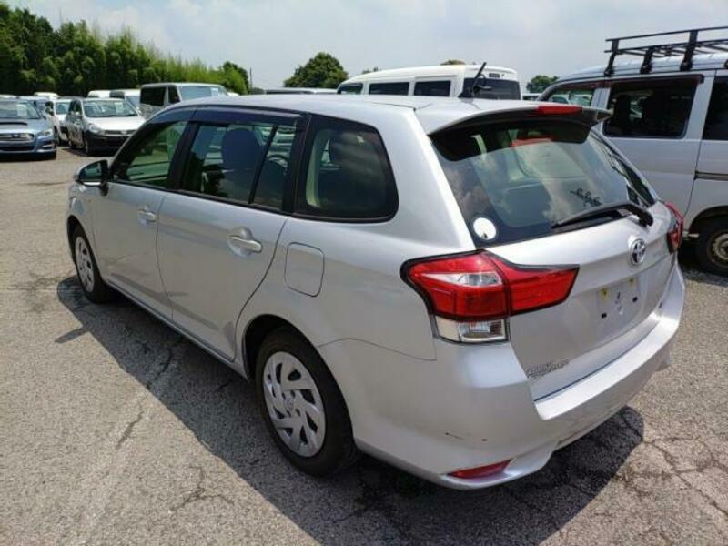 COROLLA FIELDER