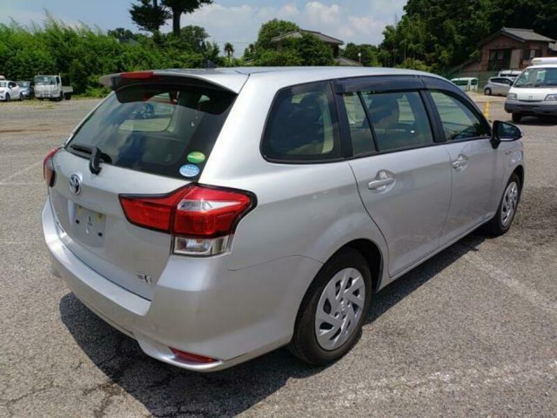 COROLLA FIELDER
