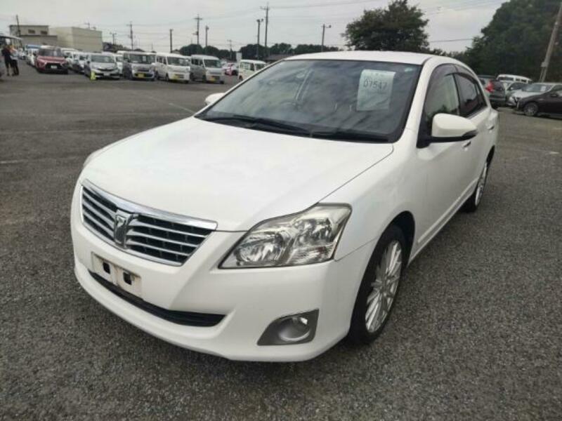 TOYOTA PREMIO