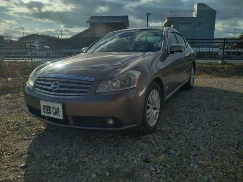 NISSAN FUGA