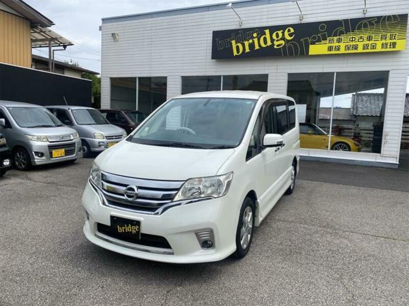 NISSAN SERENA