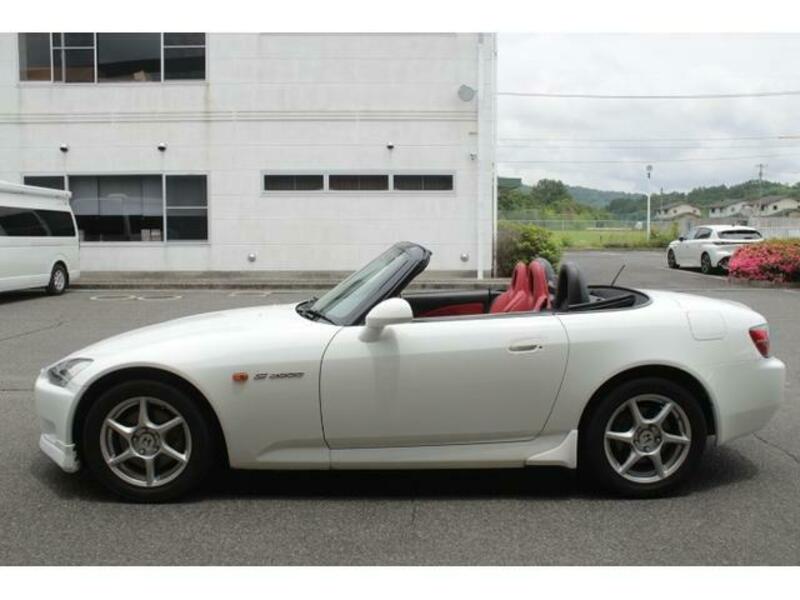 S2000