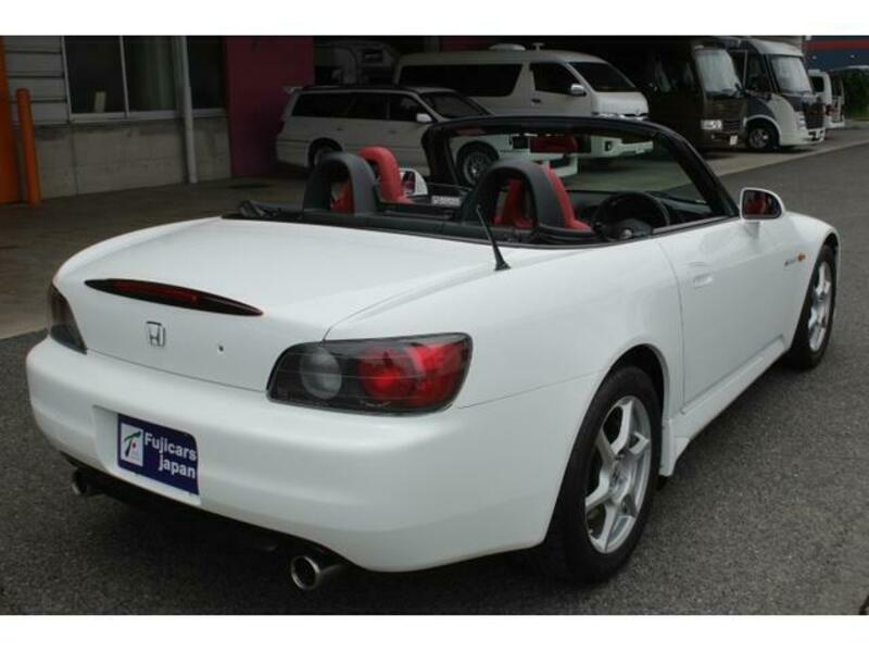S2000