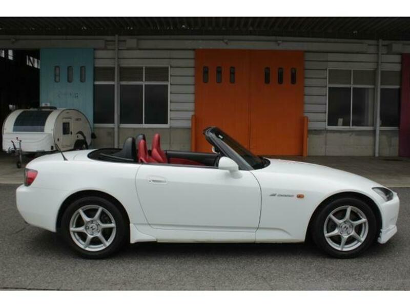 S2000