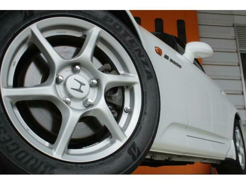 S2000