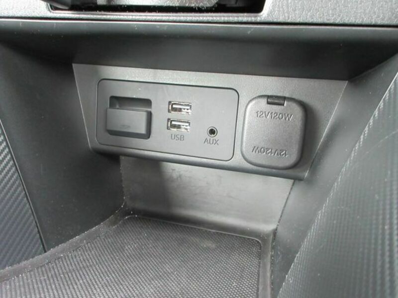MAZDA2