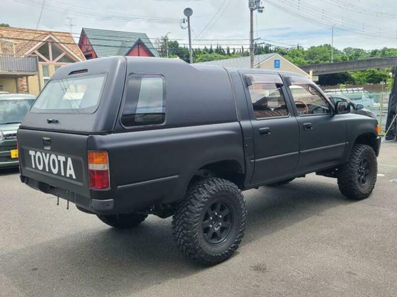 HILUX PICK UP