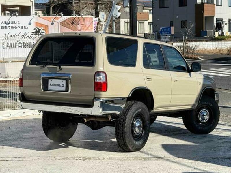 HILUX SURF