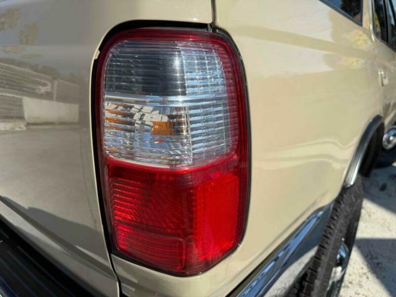 HILUX SURF